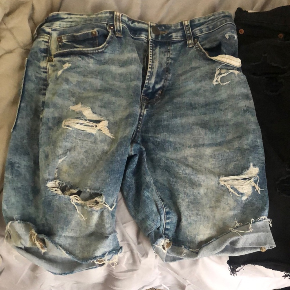 Both in good condition and stylish
